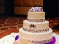 Scroll-at-Base-Wedding-Cake-3
