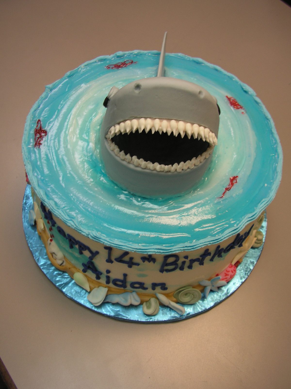 3D shark on a cake