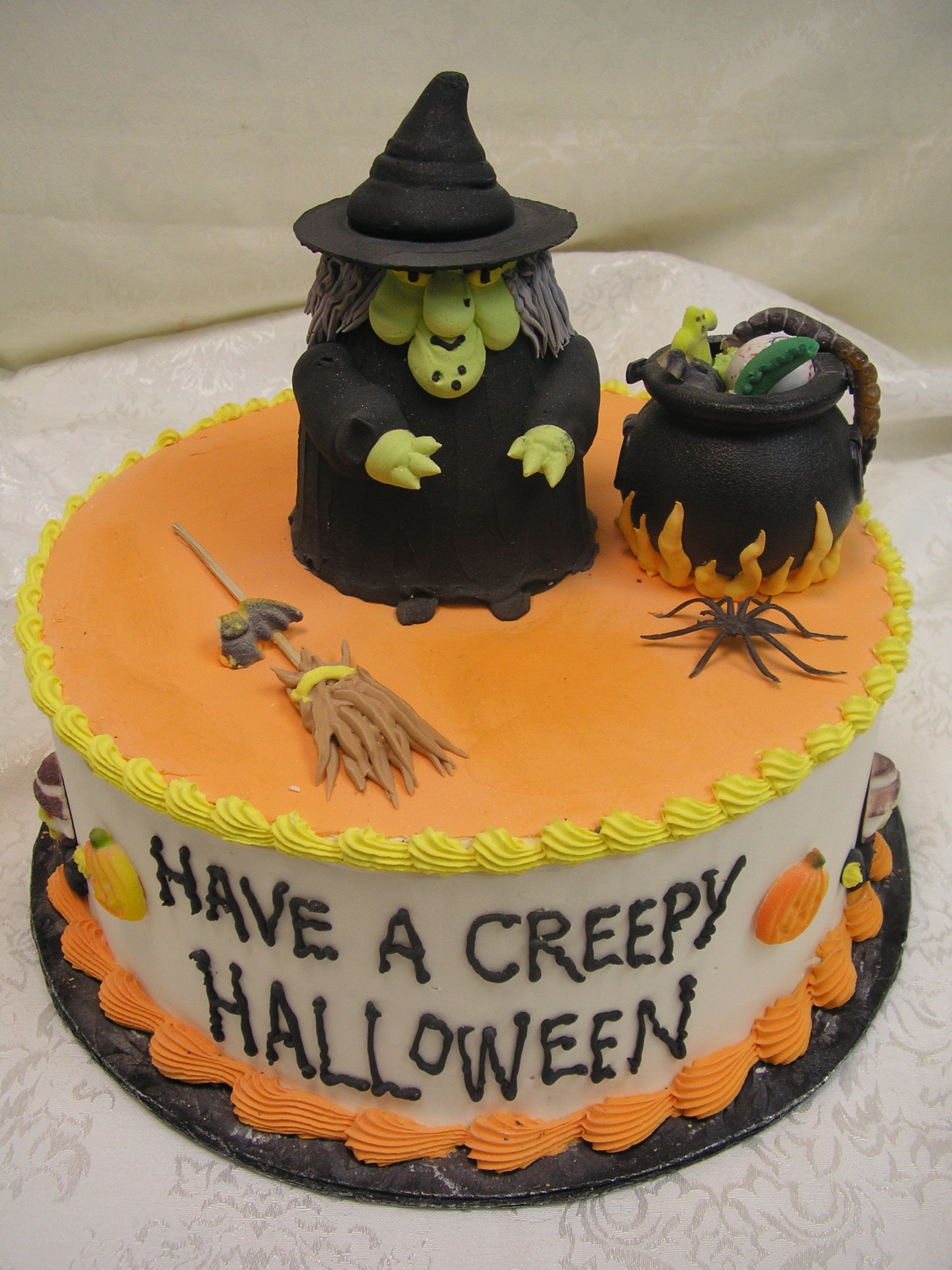 halloween cake, 3 D witch, witch and caldroun cake