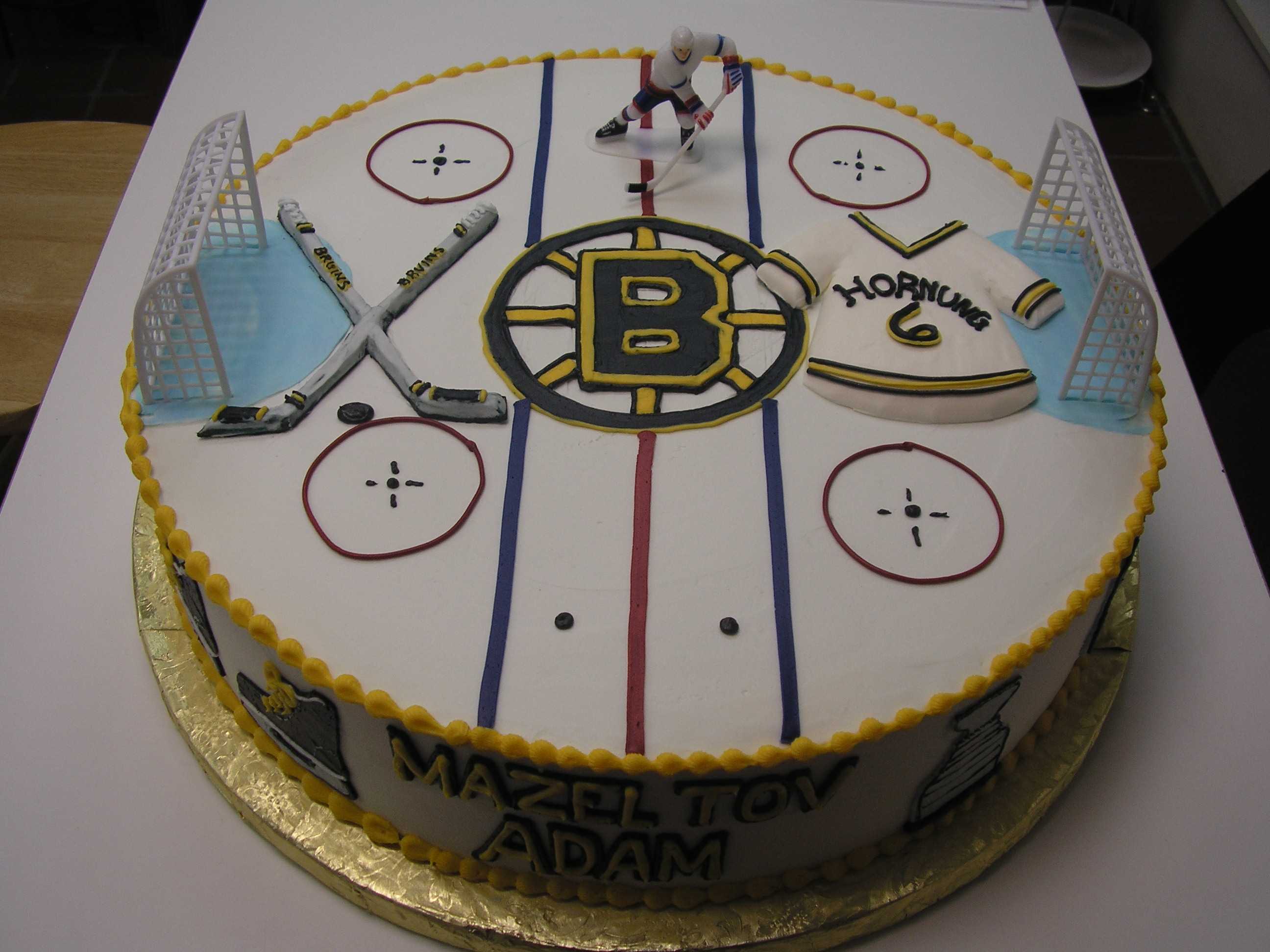 bruins cake, hockey cake